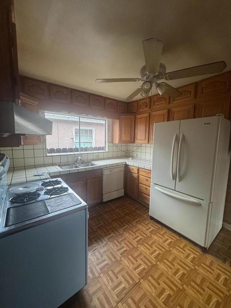 1149 Berkeley Avenue - Photo 4