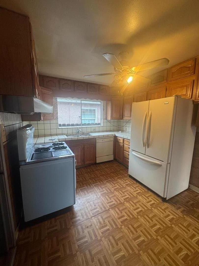 1149 Berkeley Avenue - Photo 5