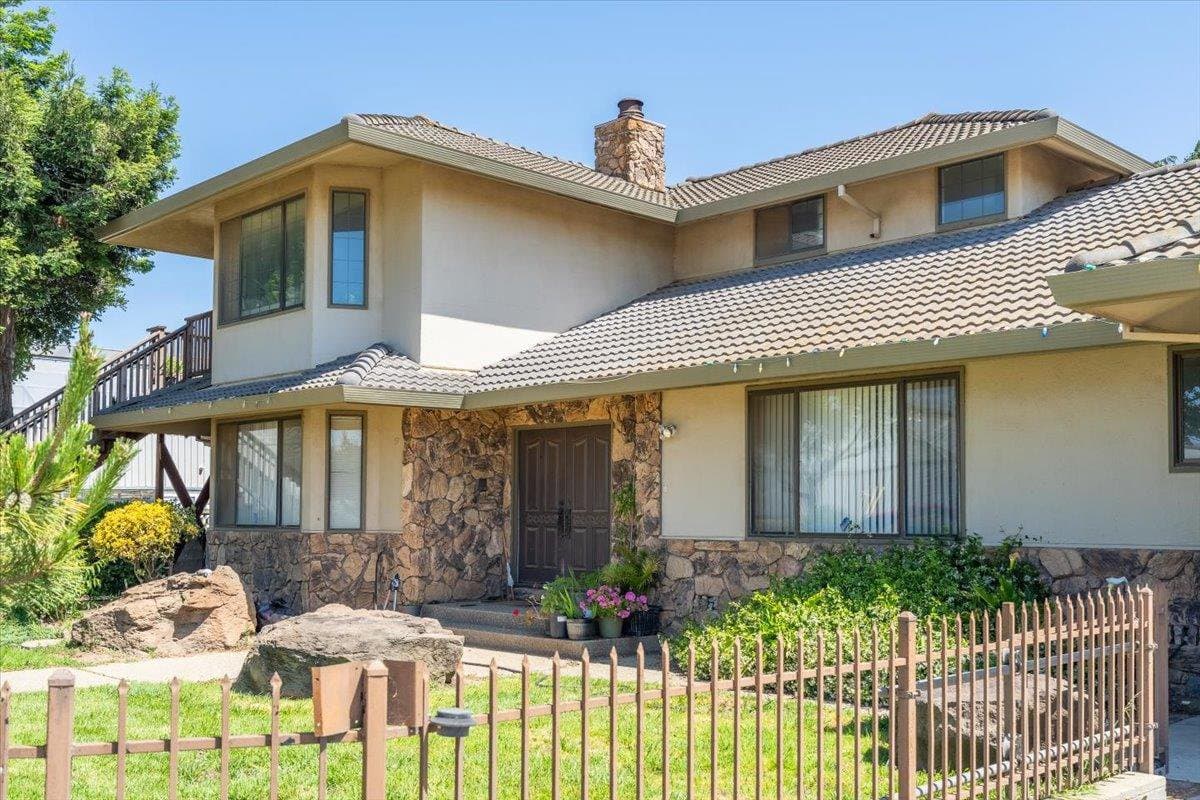 23820 Potter Road - Photo 4