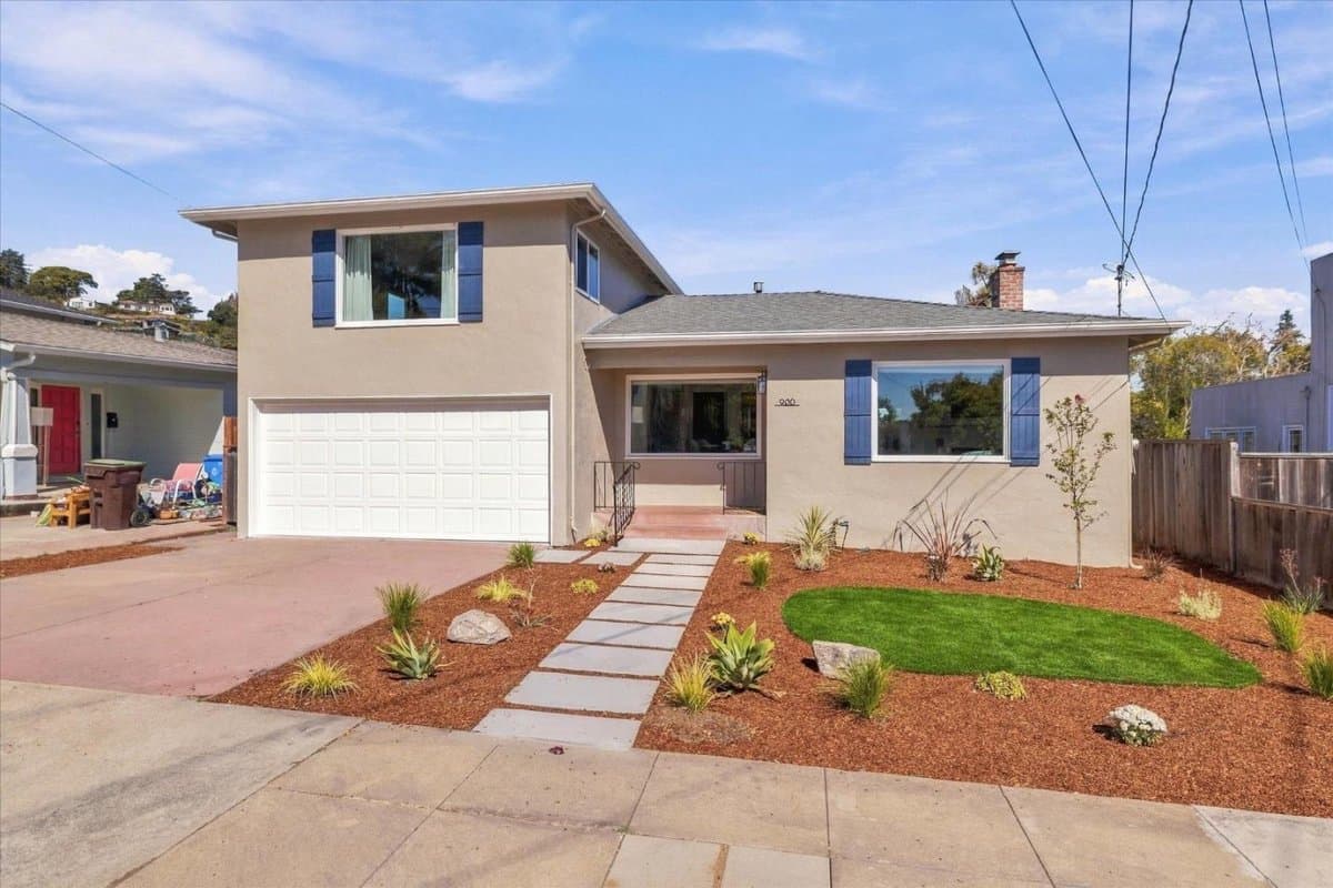900 Walnut Avenue - Photo 3