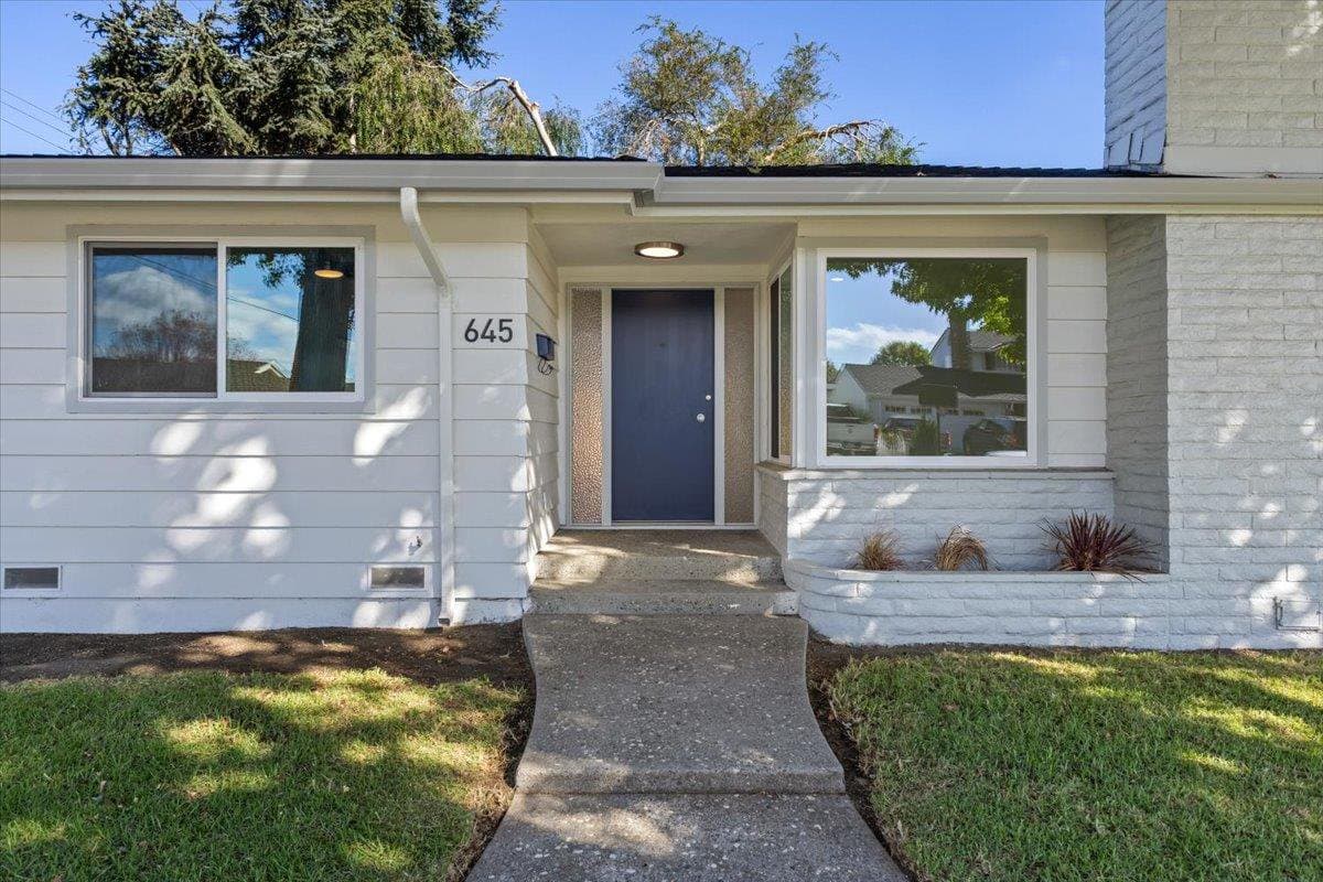 645 San Miguel Avenue - Photo 2