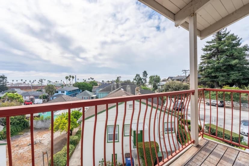 412 Cliff Street - Photo 1 of 8