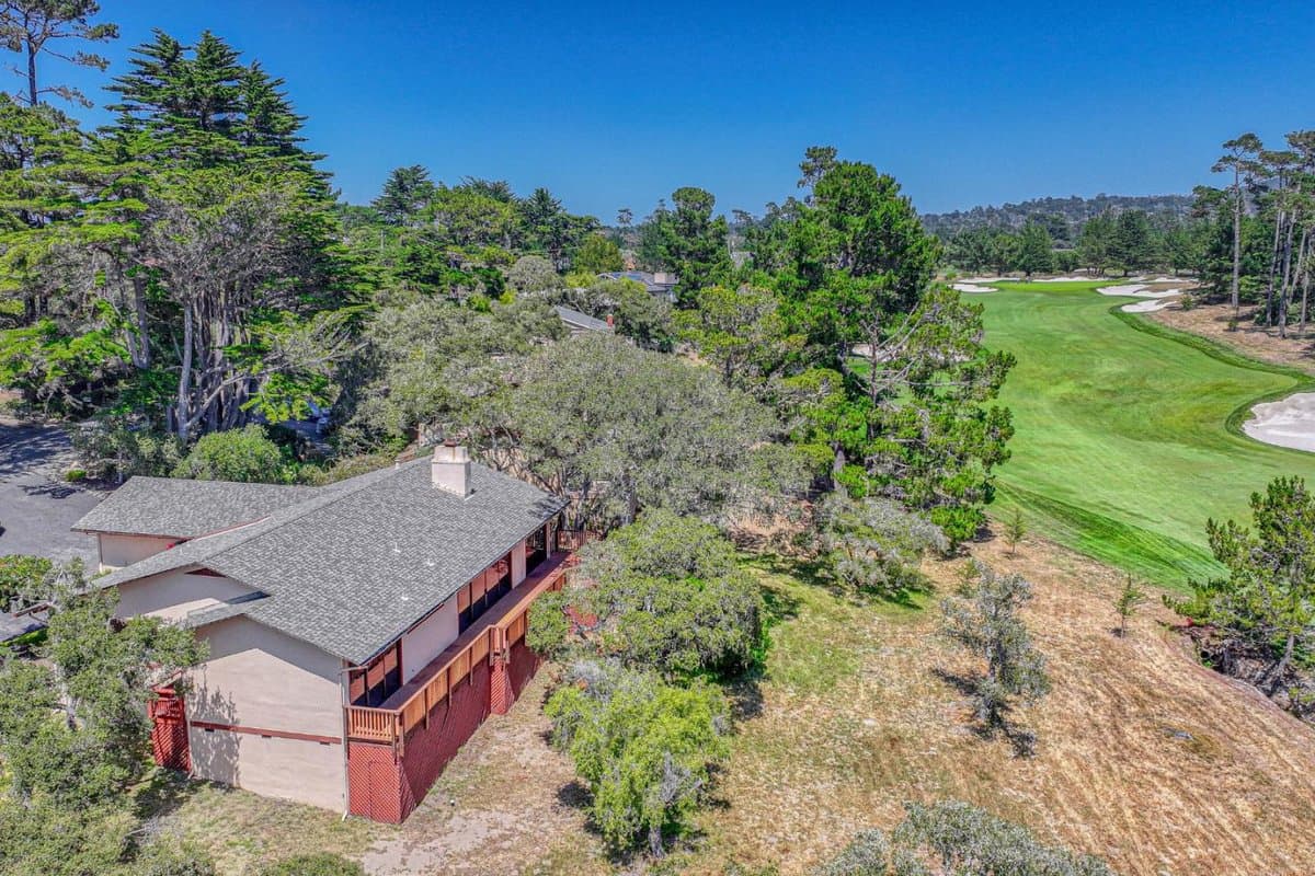 1052 San Carlos Road - Photo 5