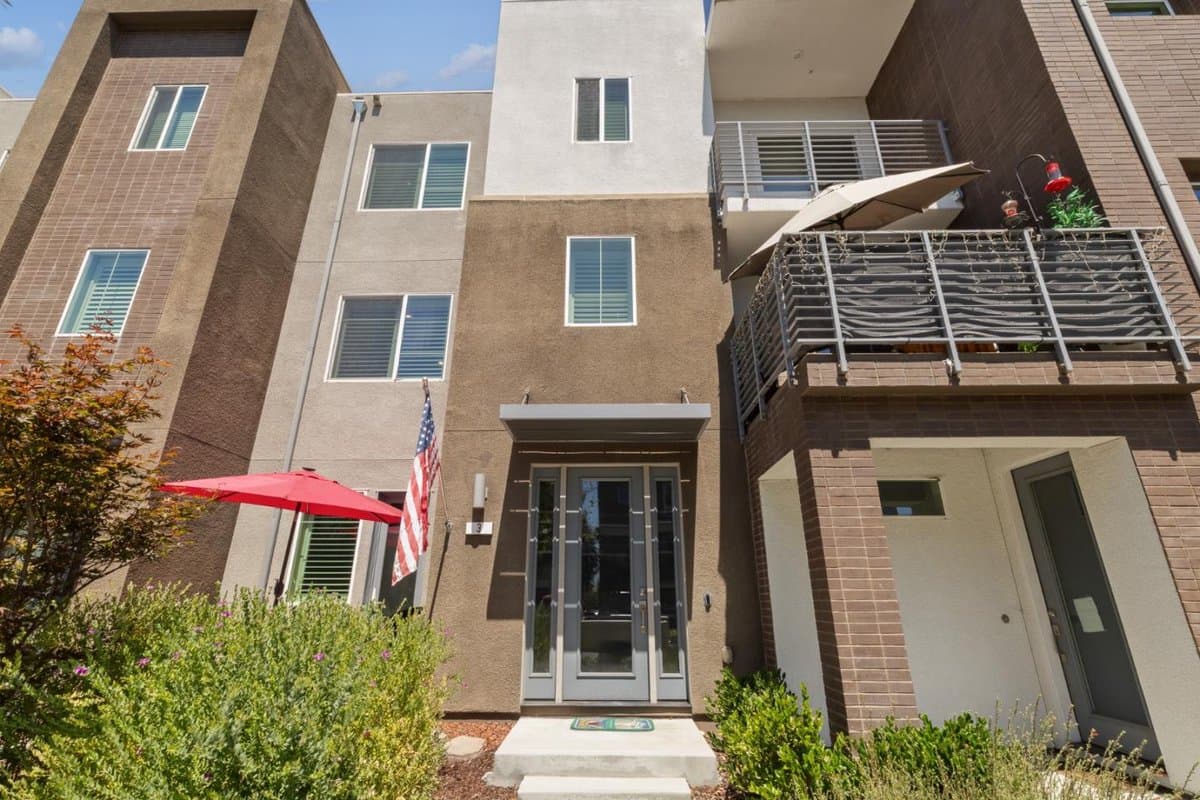 133 Llano De Los Robles Avenue #3 - Photo 4
