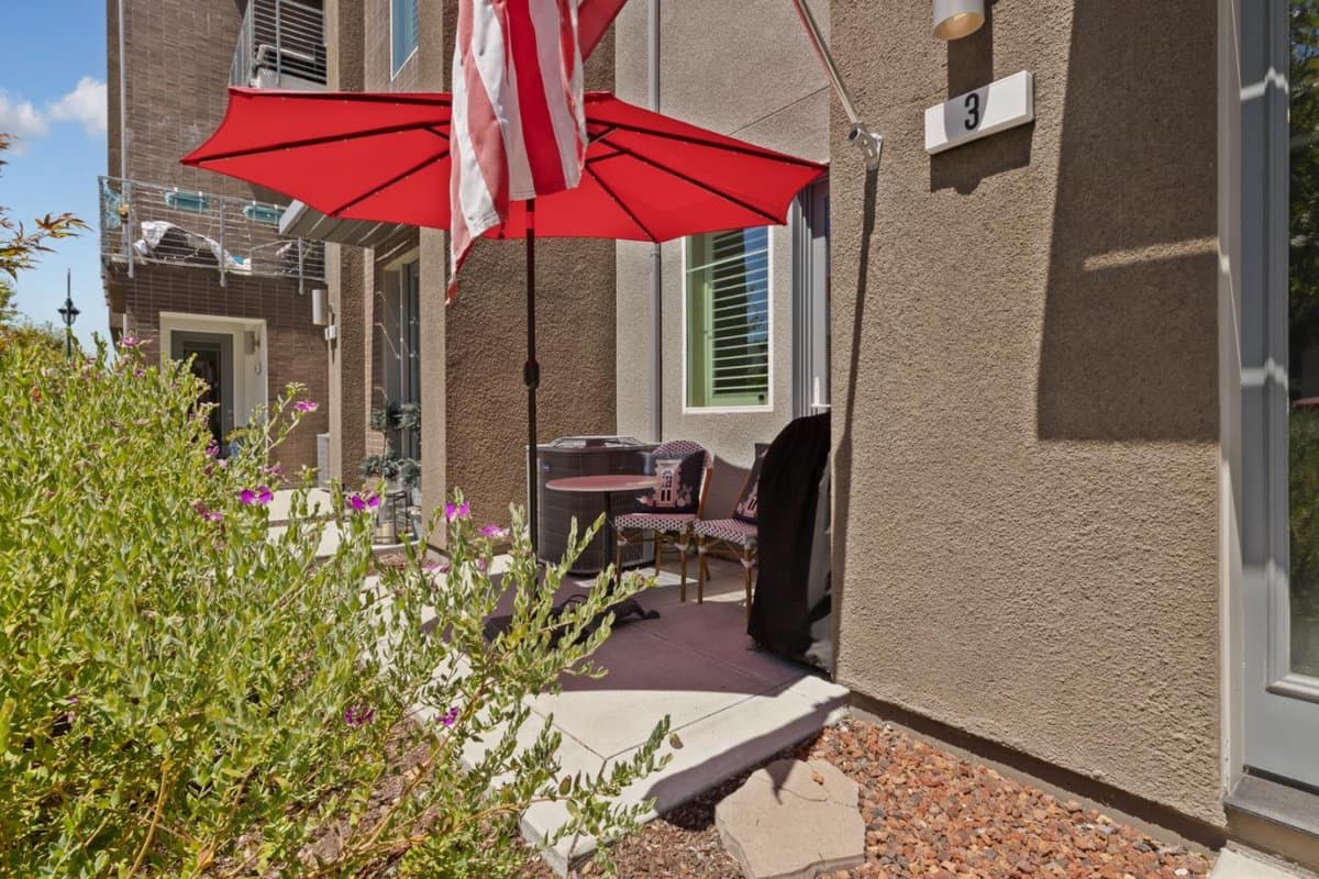 133 Llano De Los Robles Avenue #3 - Photo 5