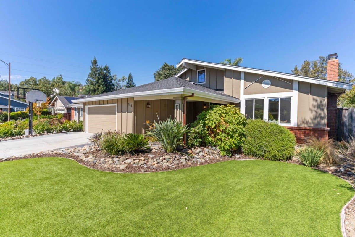 835 Downswood Court - Photo 2