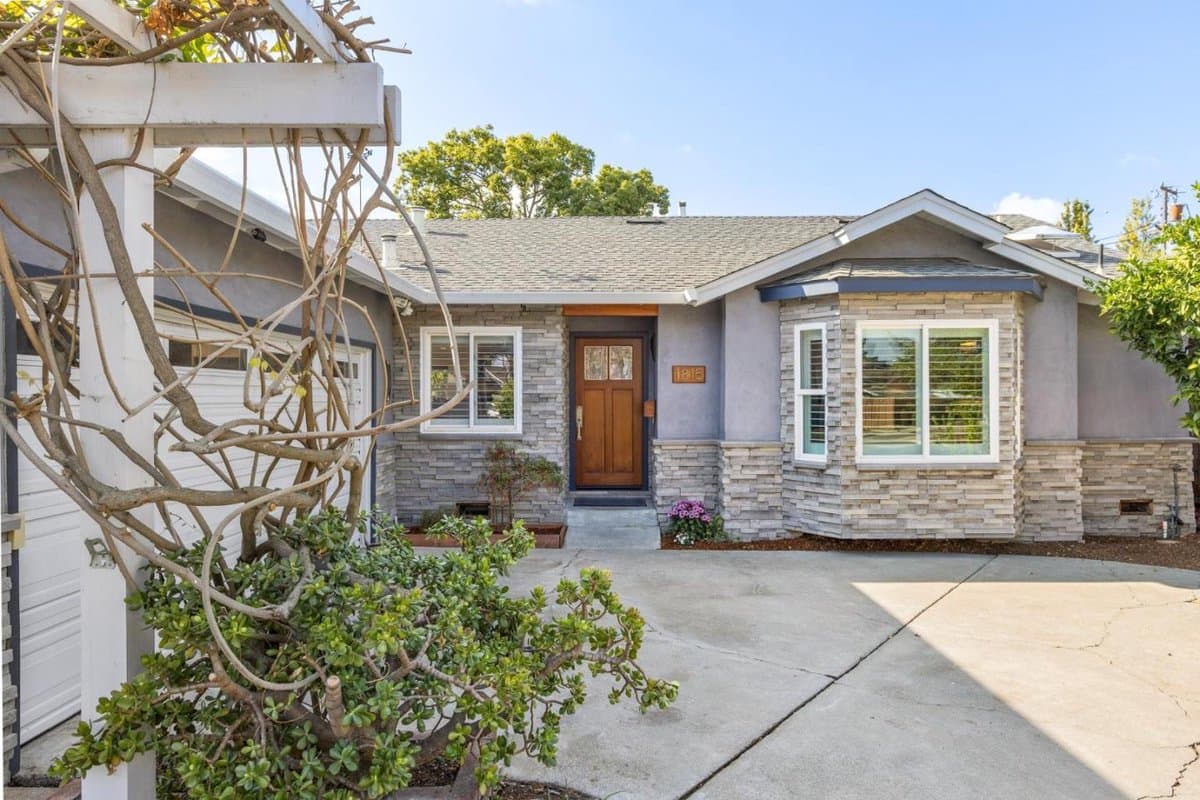 1815 Clare Court - Photo 4