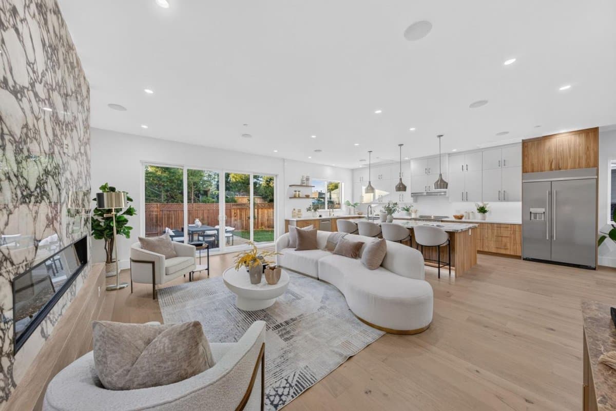 567 7th Avenue - Photo 2