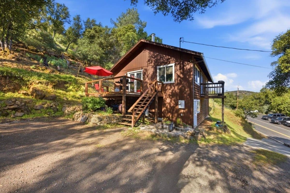 2353 Stagecoach Canyon Road - Photo 3