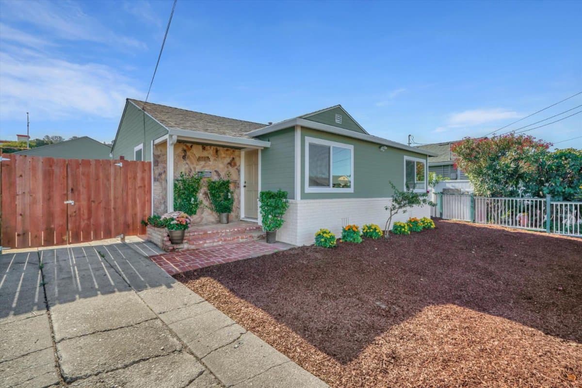2988 Arundel Way - Photo 1
