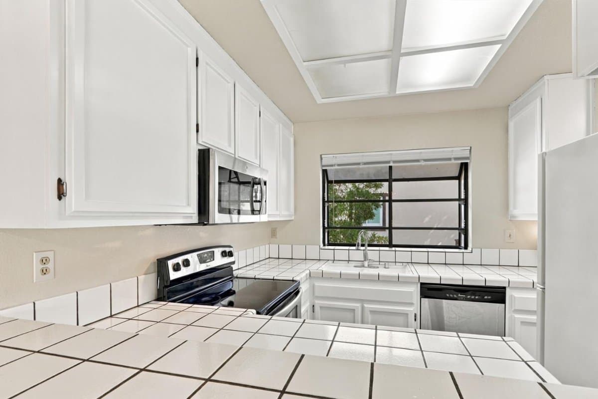 1400 Bowe Avenue #1206 - Photo 5