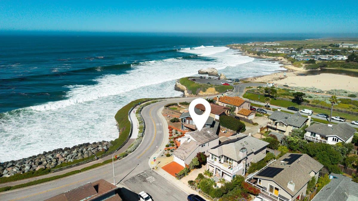 2302 West Cliff Drive - Photo 3