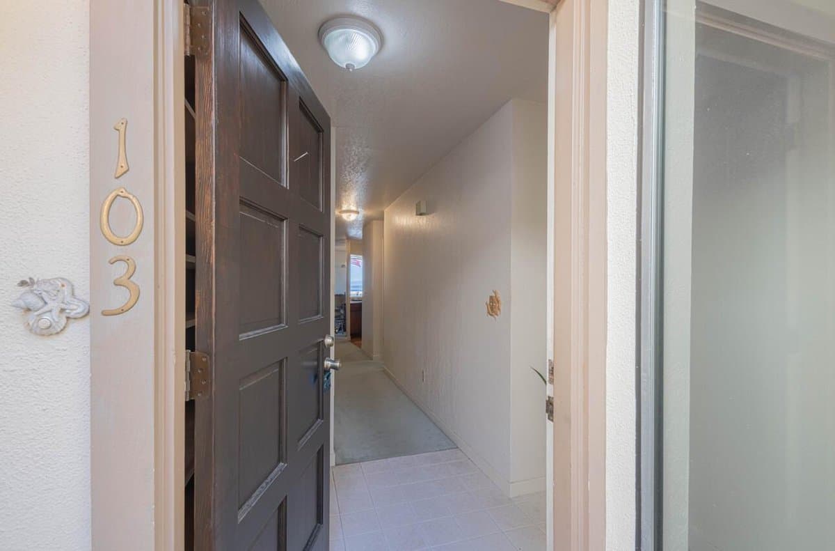 585 Hawthorne Street #103 - Photo 5