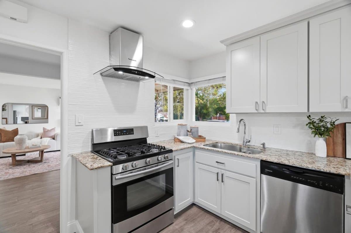 5917 Snell Avenue - Photo 4