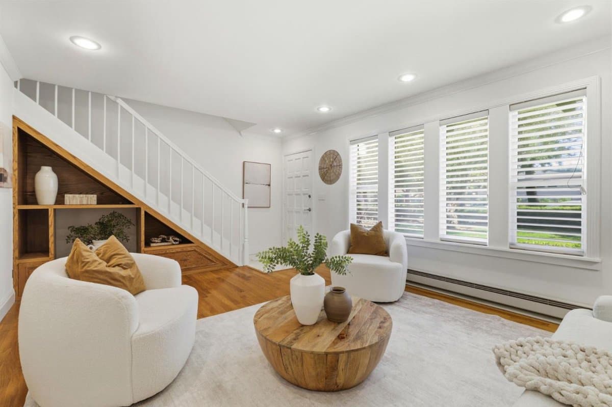 16345 Los Gatos Boulevard #6 - Photo 2
