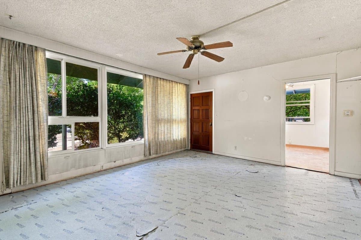 711 Brigham Avenue - Photo 4