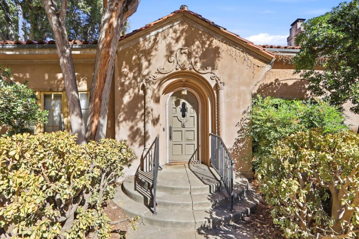 670 South 15th Street - Photo 5