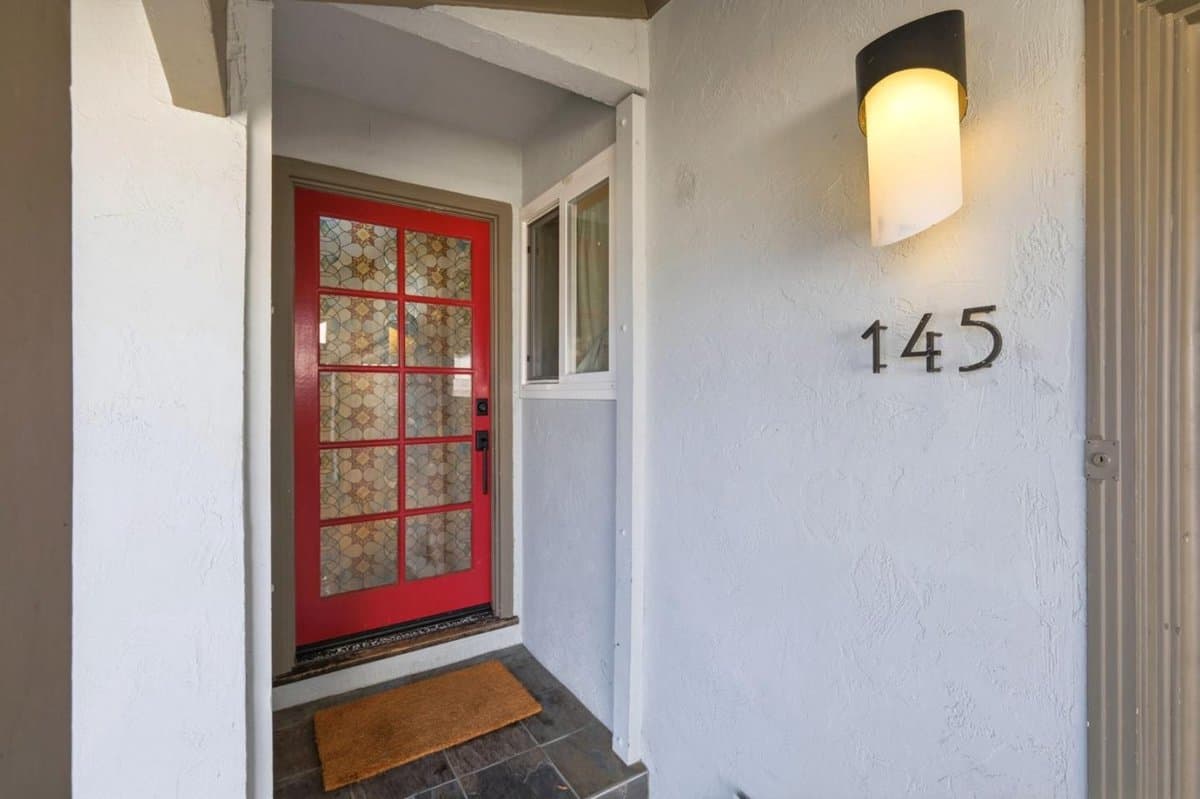 145 Wesley Street - Photo 4
