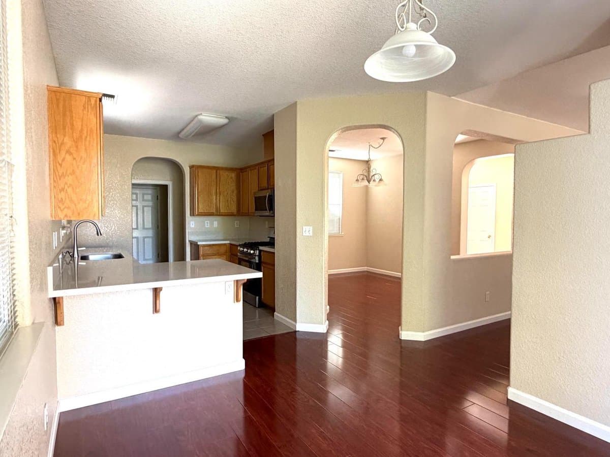 5487 Cooper Court - Photo 4