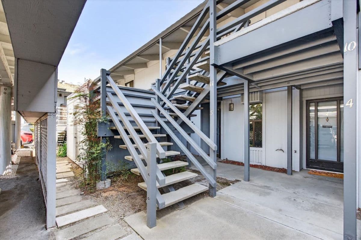158 Kern Street #10 - Photo 1