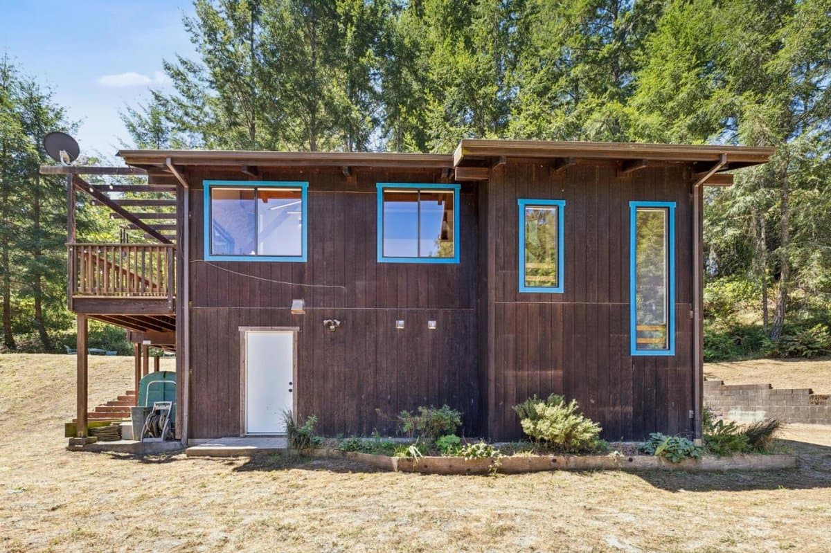 601 Farmin Road - Photo 2