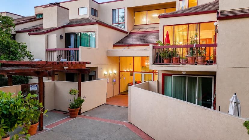 25912 Hayward Boulevard #215 - Photo 1 of 8