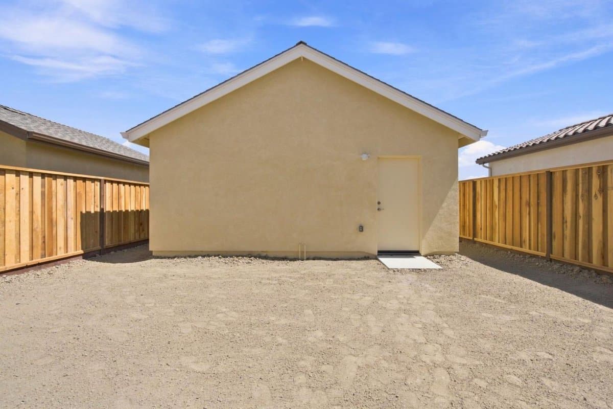 748 Aurora Way - Photo 5