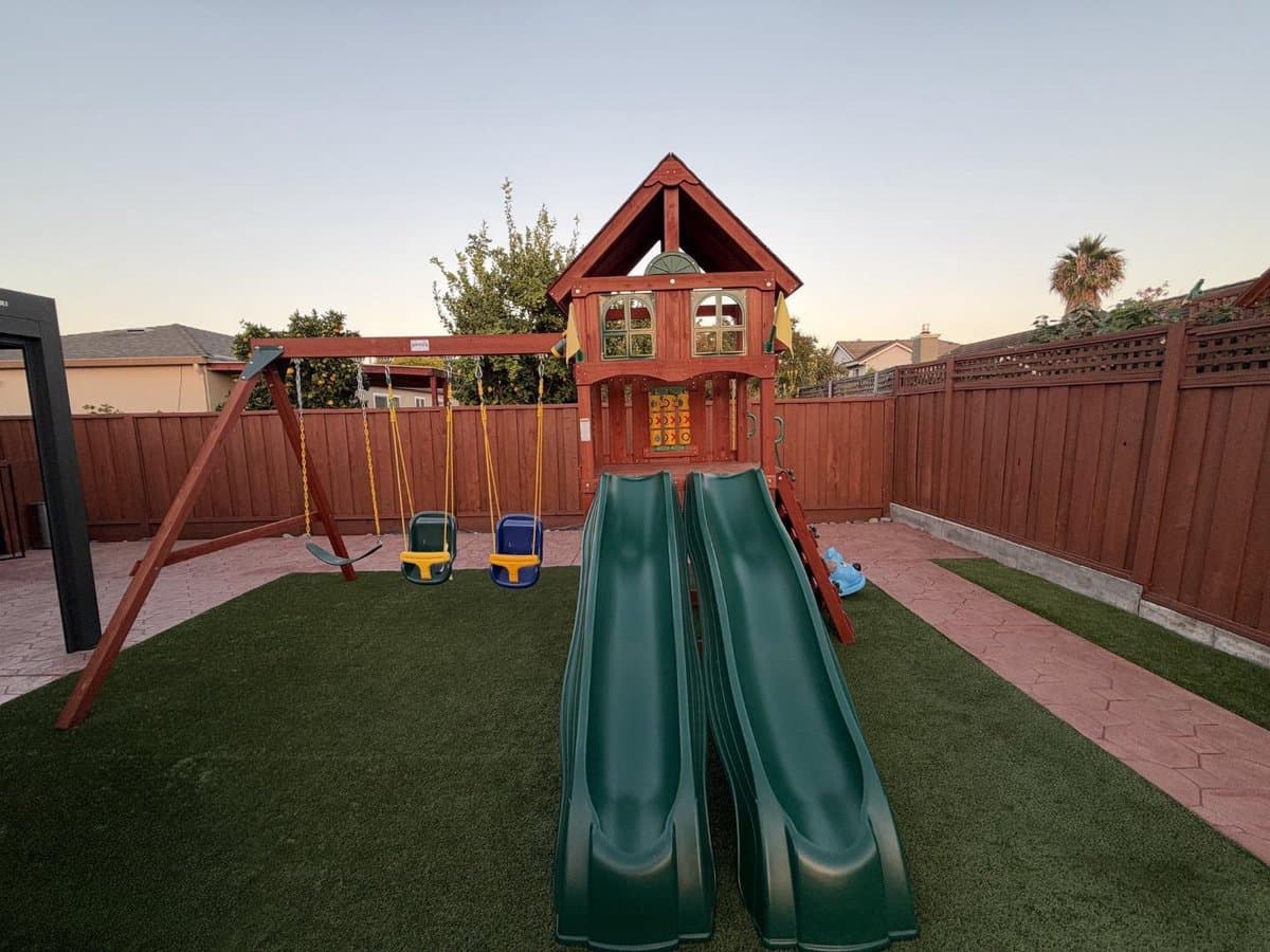 4480 Crestwood Street - Photo 3