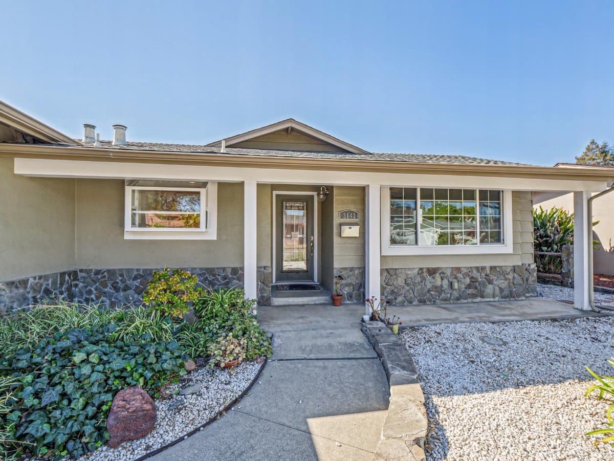 2143 Burr Court - Photo 2