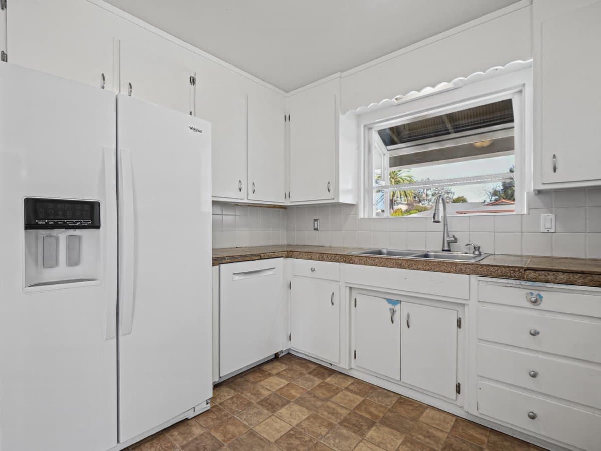 2143 Burr Court - Photo 3