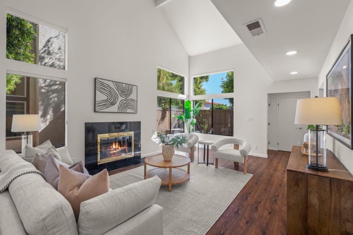 1327 Greenwich Court - Photo 4