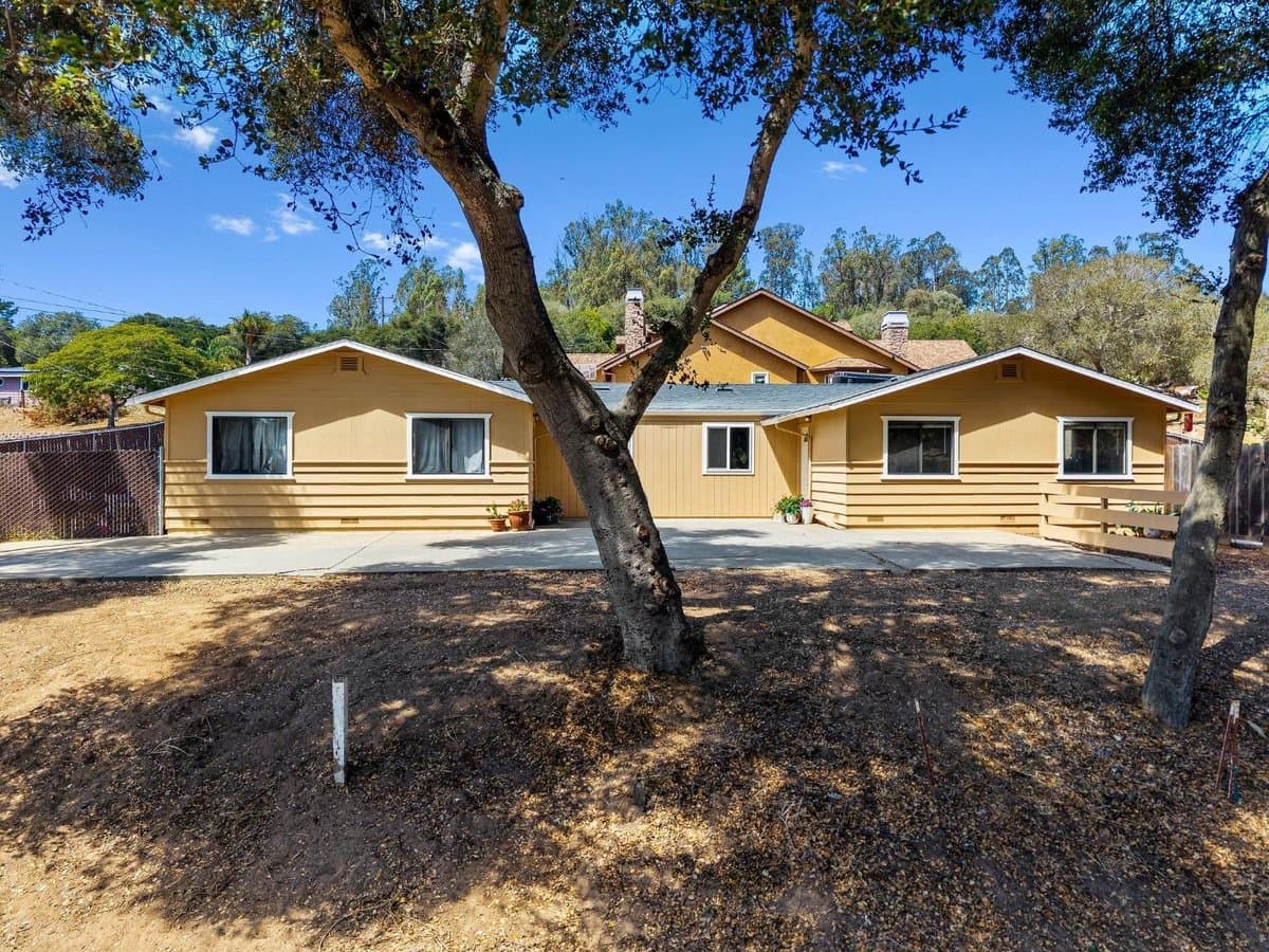 7685-7695 Pine Tree - Photo 3