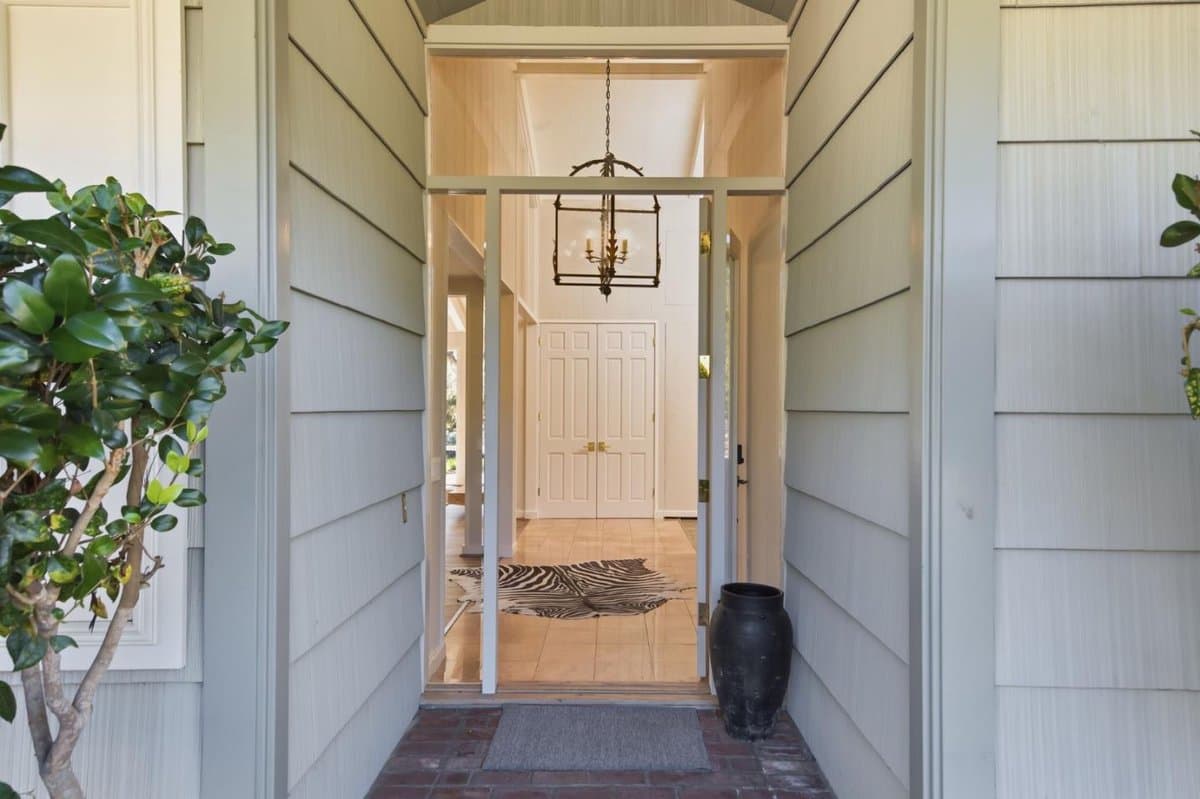 1651 Crespi Lane - Photo 5