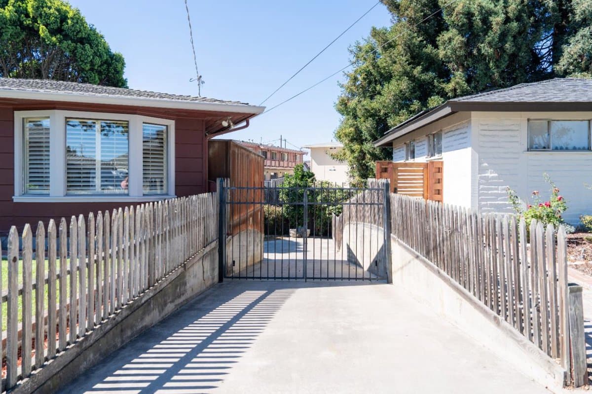 162 Riker Terrace - Photo 5