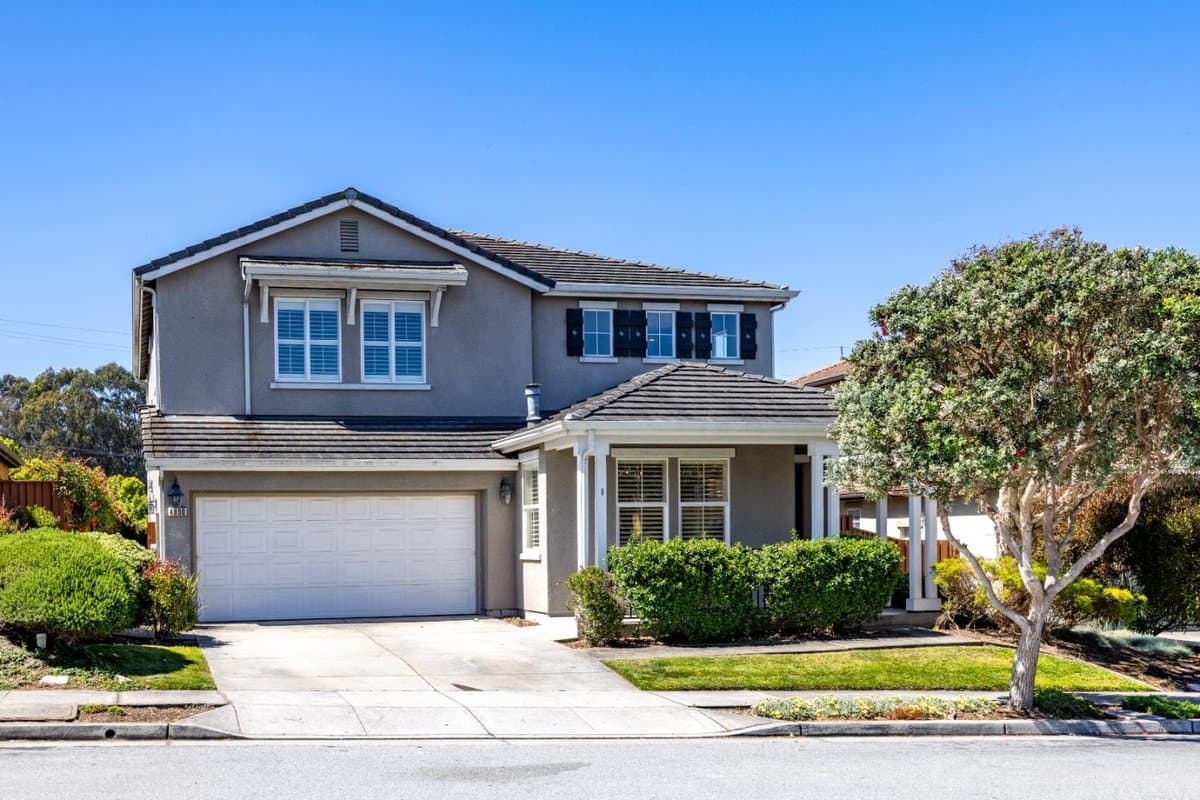 4890 Peninsula Point Drive - Photo 1