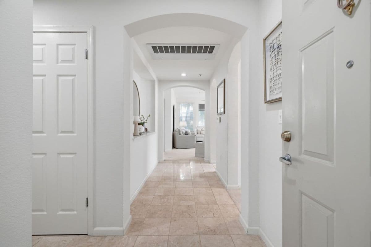 601 Baltic Circle #607 - Photo 4