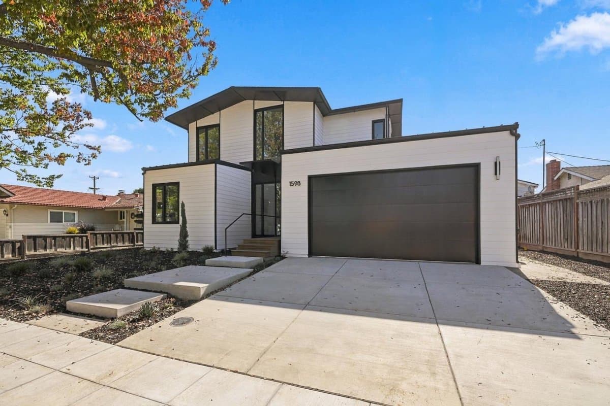 1598 Willowbrook Drive - Photo 1