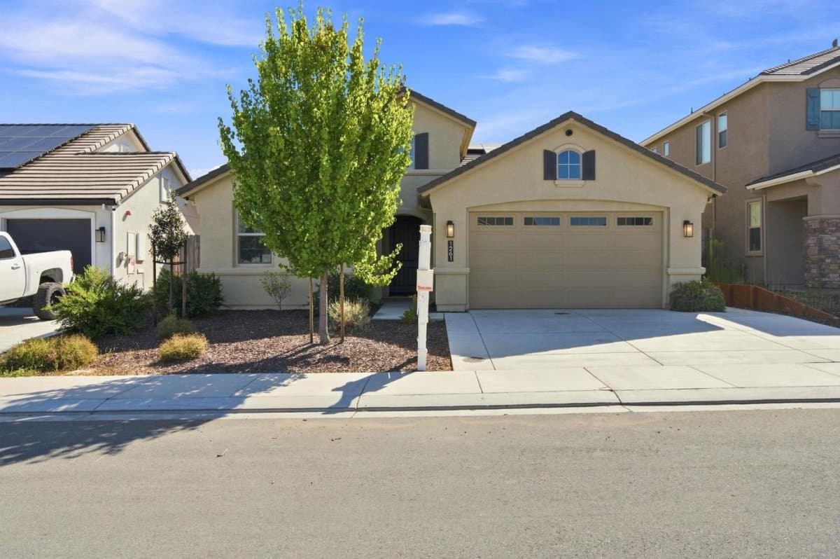 1261 Azalea Drive - Photo 1