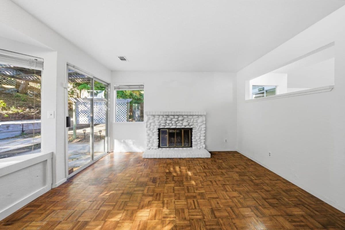 621 New Bedford Drive - Photo 4
