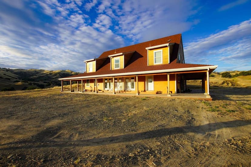 20391 Panoche Road - Photo 1 of 8
