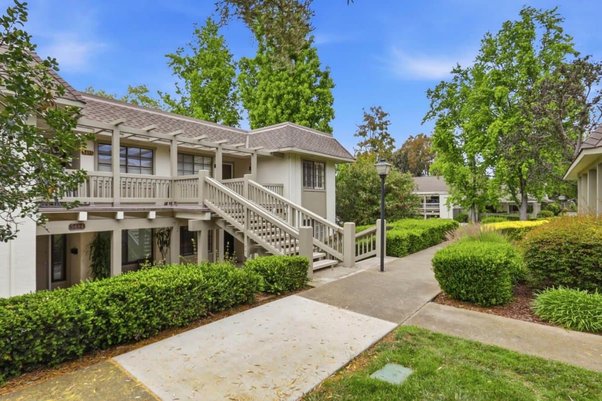 5492 Cribari Bend - Photo 2
