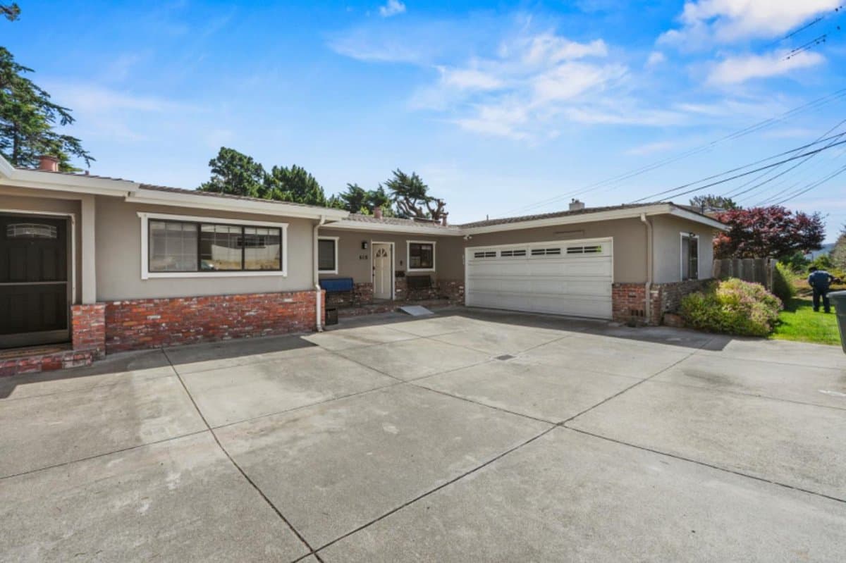 618 Mar Vista Drive - Photo 2
