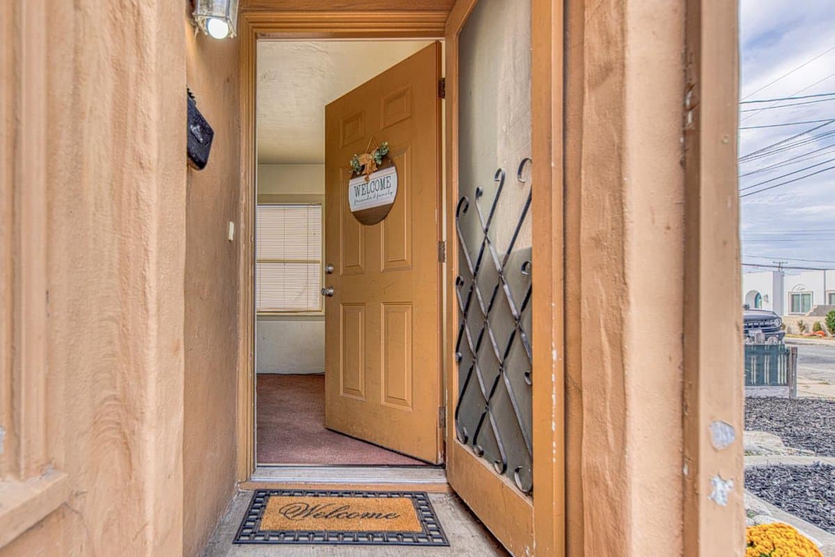 120 Katherine Avenue - Photo 3