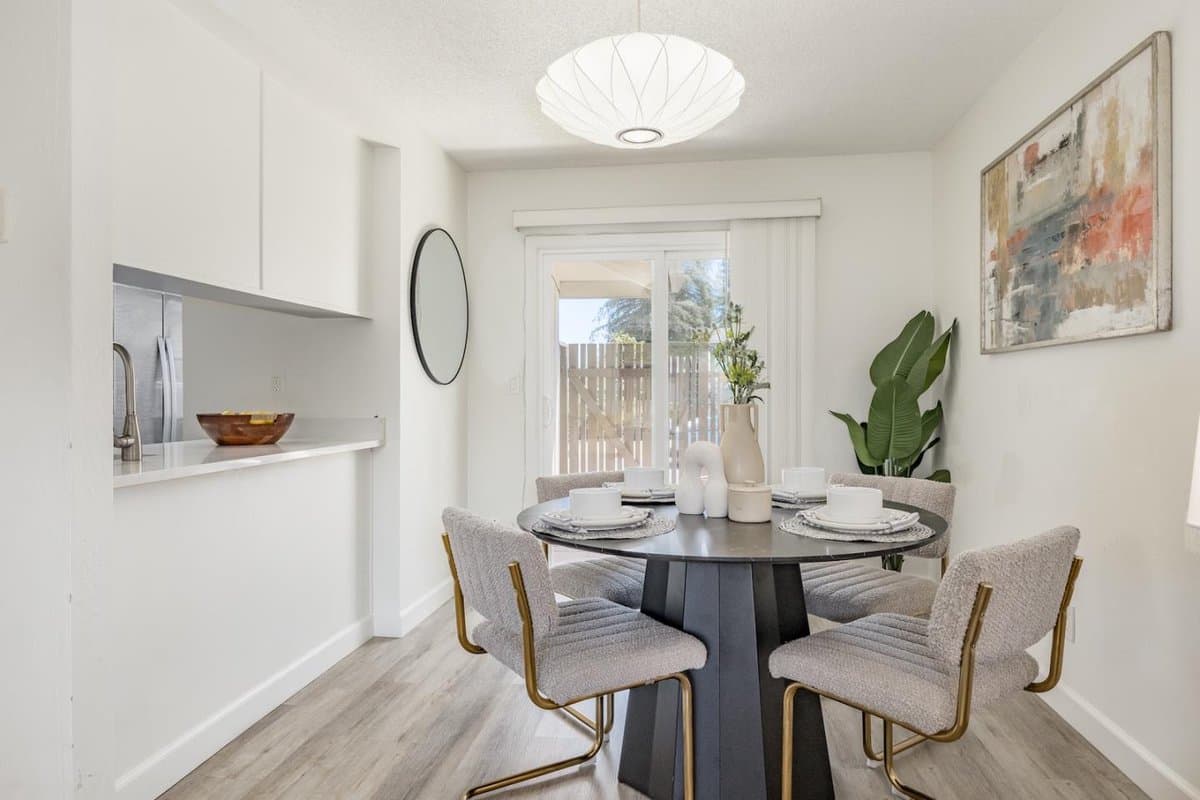 220 Castillion Terrace - Photo 5