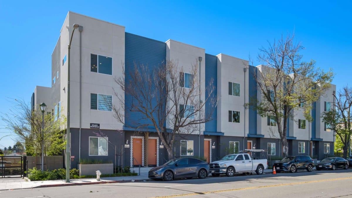 9873 Macarthur Boulevard #F - Photo 2
