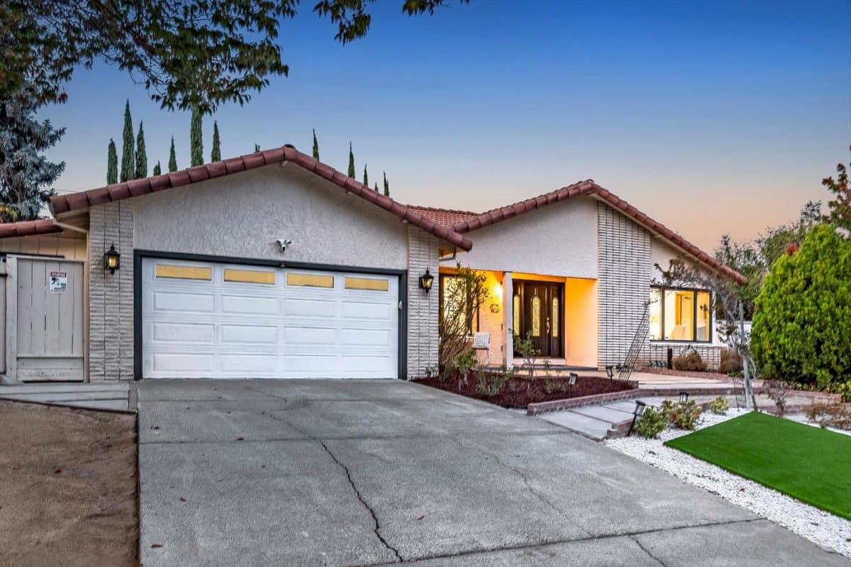 12866 GLEN BRAE Drive - Photo 4