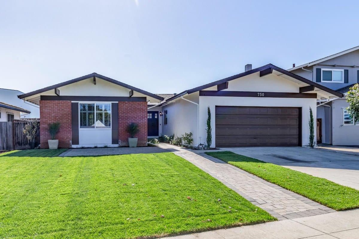 750 Almeria Drive - Photo 1
