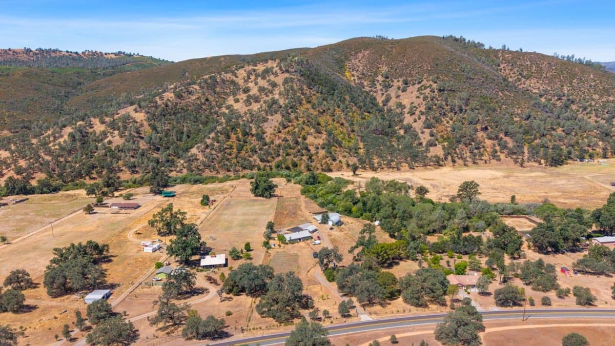 1633 New Long Valley Road - Photo 3