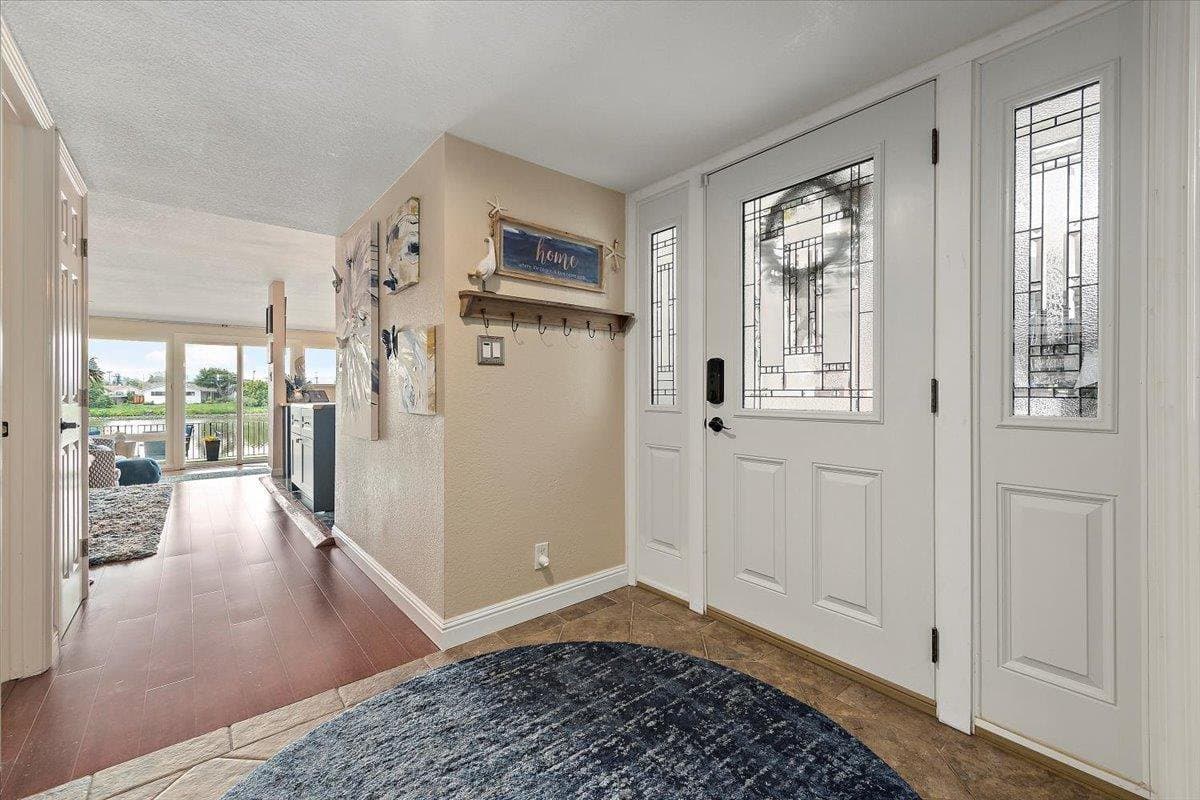 444 Fathom Drive - Photo 4