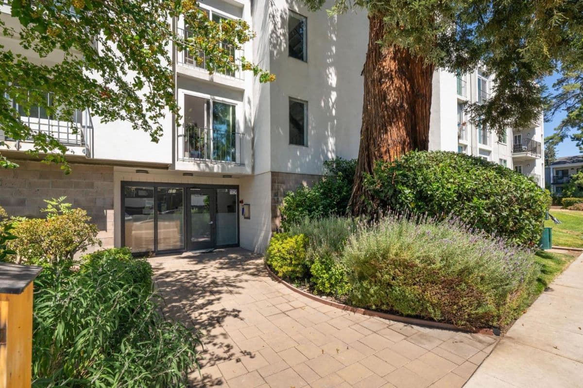 601 Leahy Street #306 - Photo 2